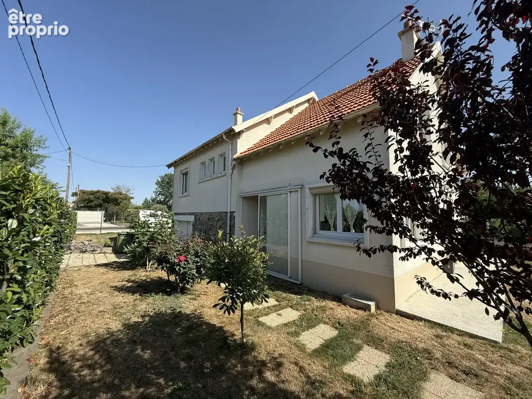 Maison à REBAIS