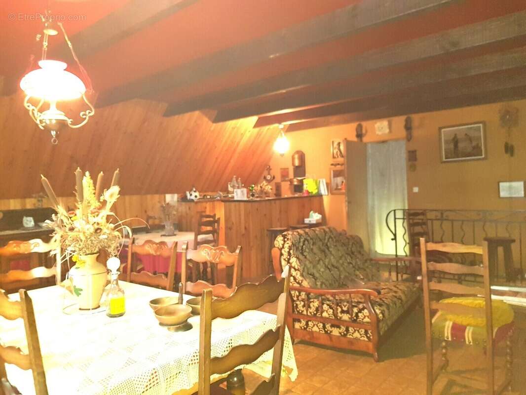 Maison à ROCHEFORT-MONTAGNE