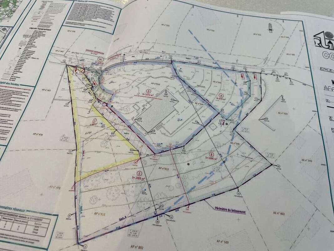 Terrain à TIGNIEU-JAMEYZIEU