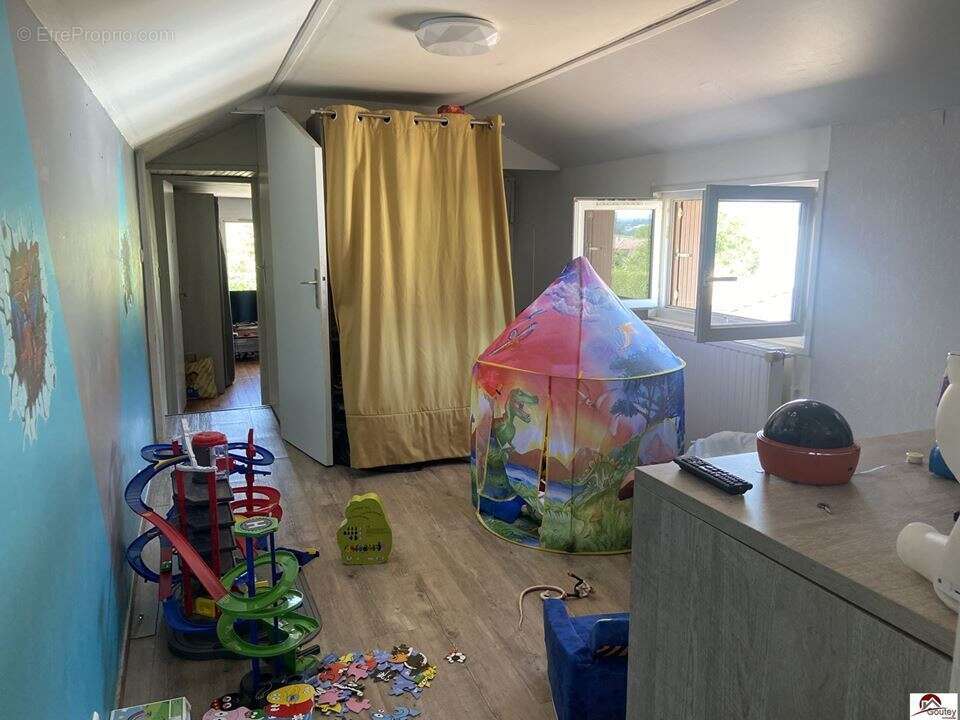 Maison 85 m² à Noailly  - photo 9