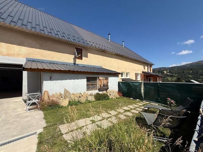 Maison à LA CLUSE