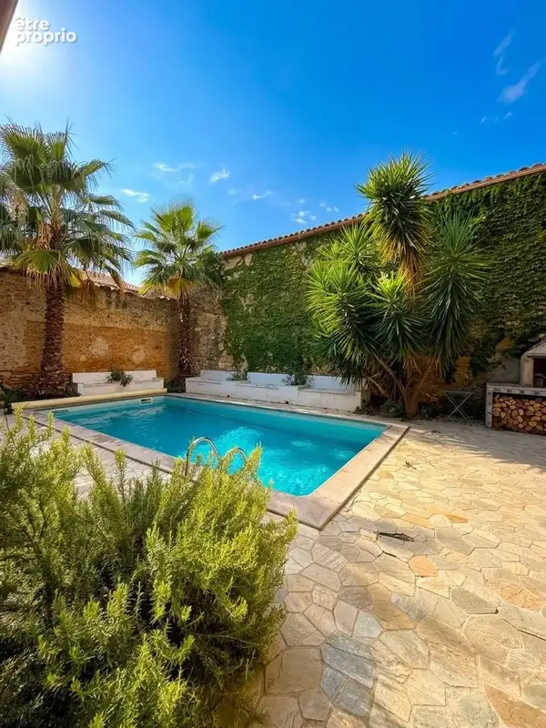 Maison Vigneronne d'exception de 380m2  Piscine 8X4 Garage de 220m2 à 25mn de la mer à 10mn de L'A75 ET 15mn d - photo 4