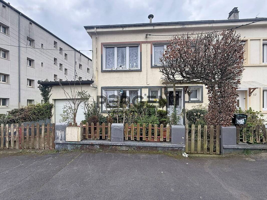 Maison à CHARLEVILLE-MEZIERES