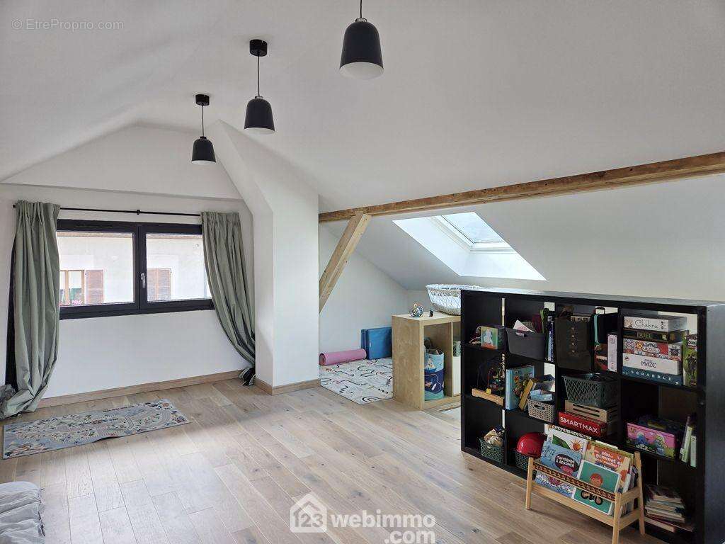 Elle laisse place à de nombreuses possibilités. - Maison à GRIGNON