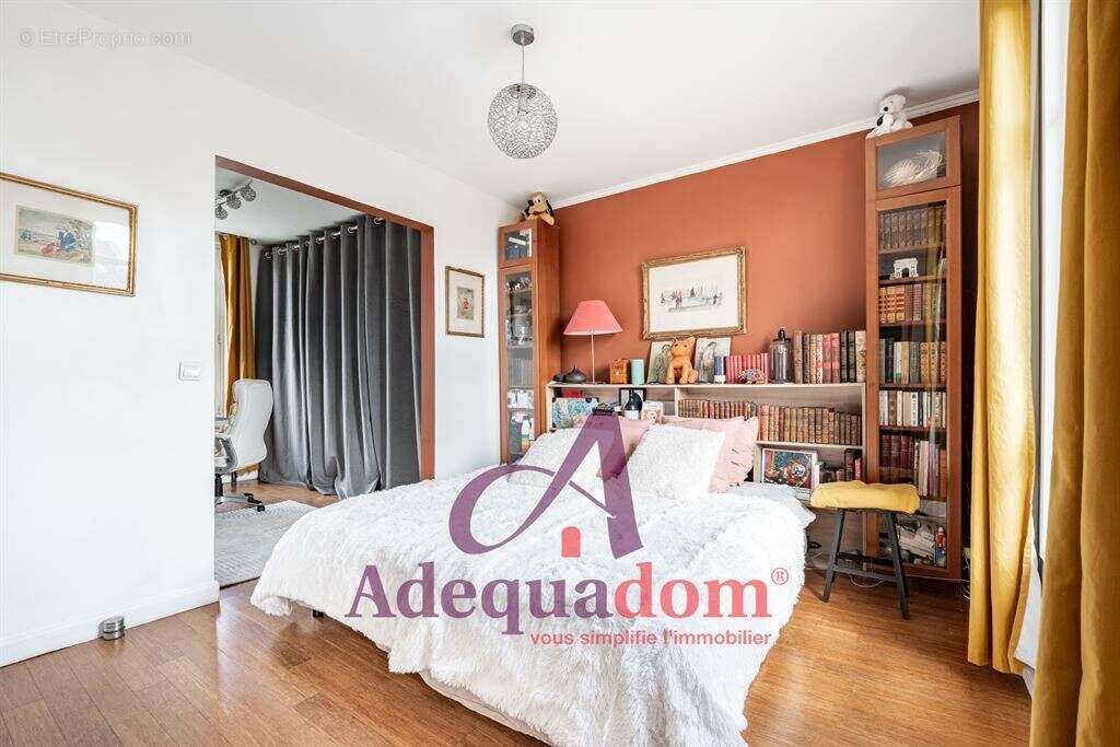 Maison à ASNIERES-SUR-SEINE