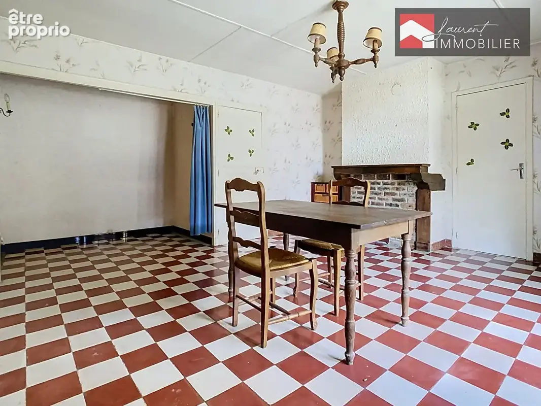 FRONTENARD à Vendre - ensemble immobilier avec 3 Hectares de terres agricoles, bâtiment d'exploitation et deux habitations. - photo 14