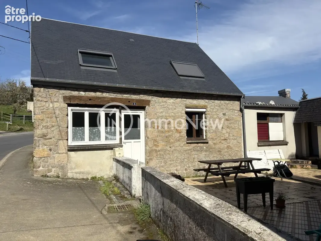 Maison avec garage /VILLEDIEU-LES-POÊLES/Centre ville - photo 9