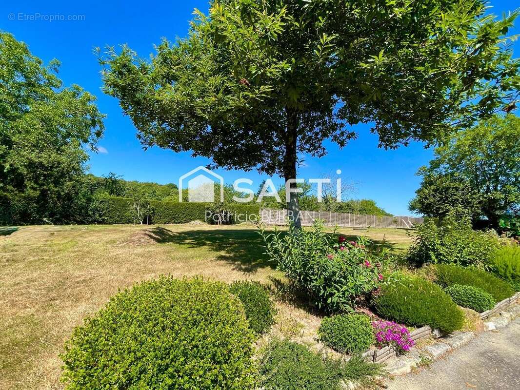 Maison 163 m² à Sulniac  - photo 8