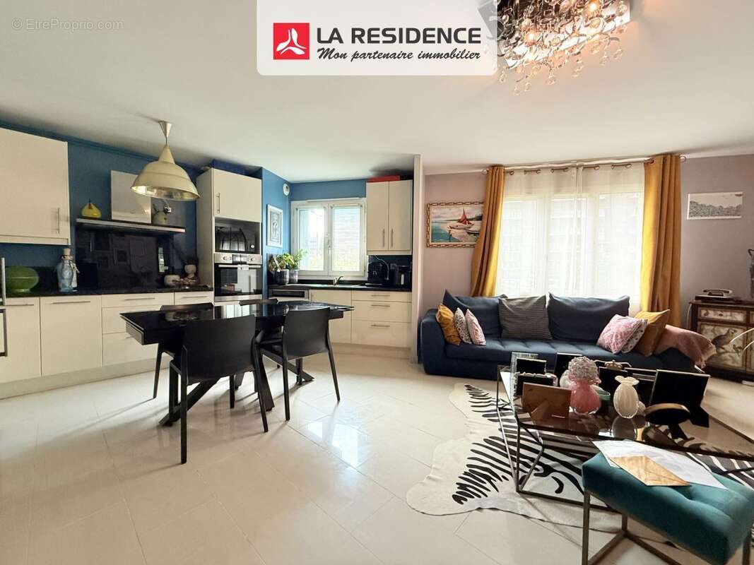 Appartement à VELIZY-VILLACOUBLAY