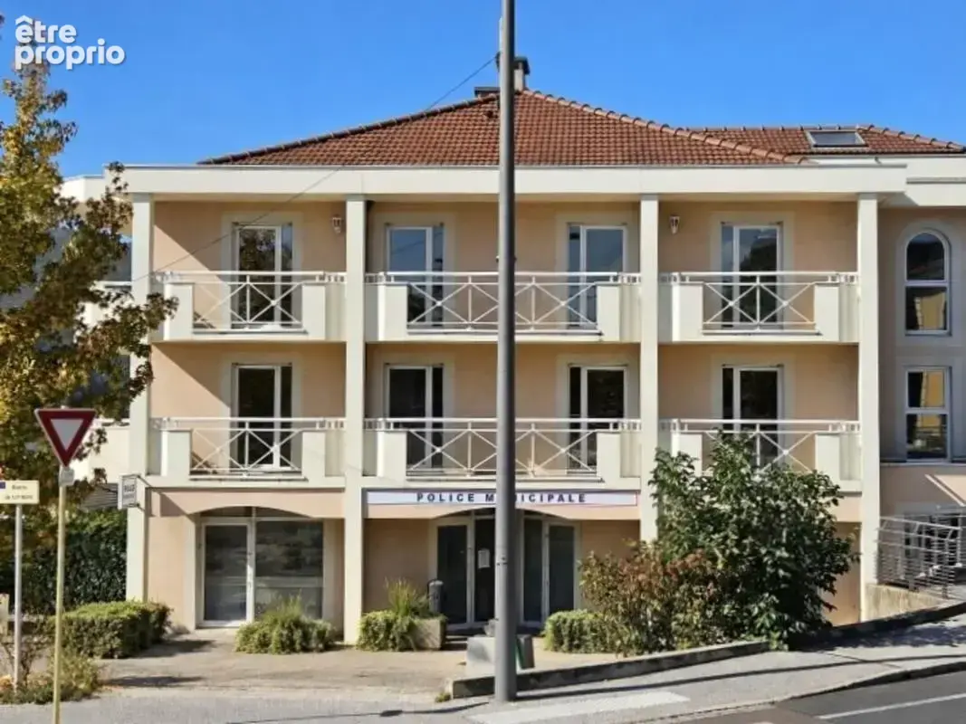 Vétraz Monthoux - Proximité Genève - T3 au dernier étage - 75 m² - Terrasse - Balcon - Garage fermé – Cave - photo 13