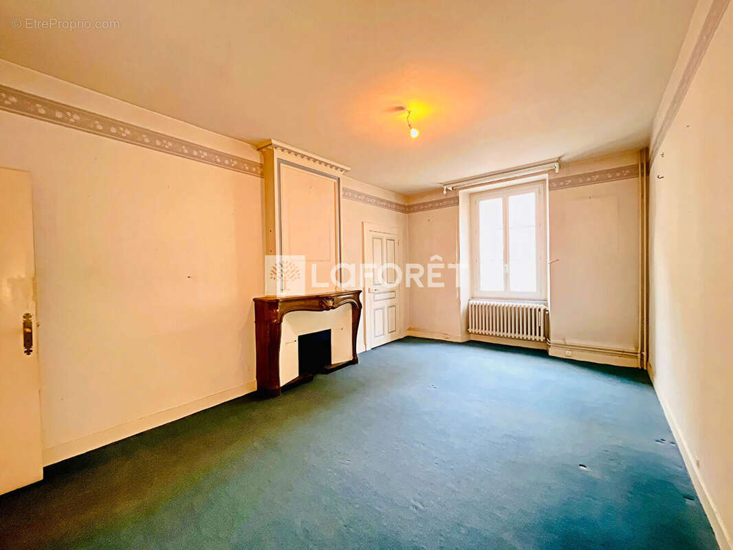 Maison à SAINT-AMOUR