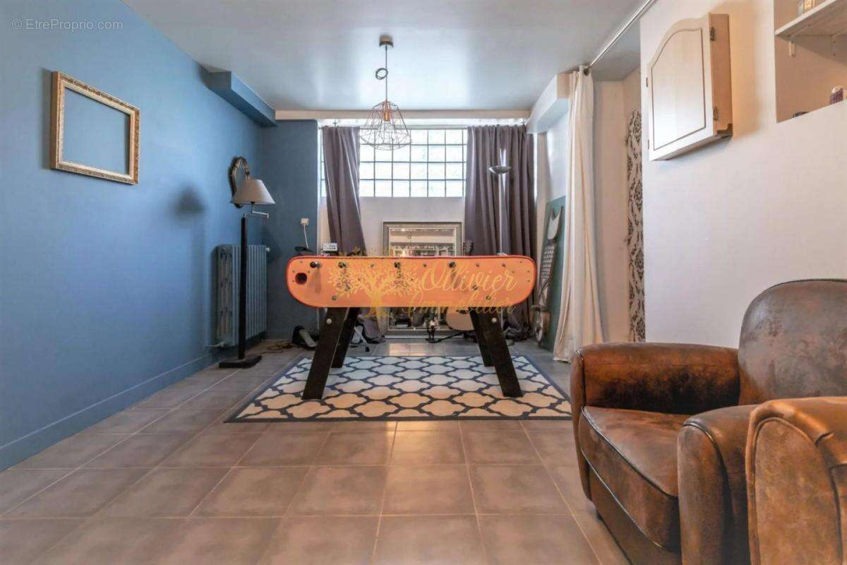 Maison à LE PERREUX-SUR-MARNE