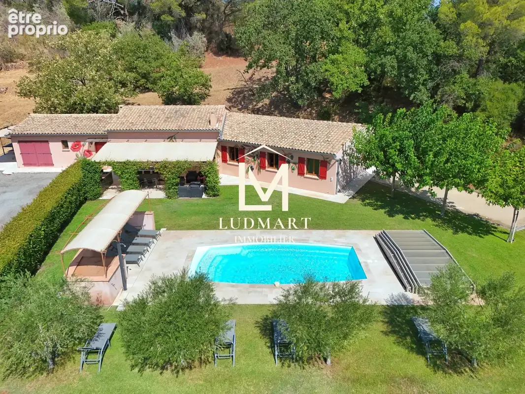 Vidauban   Villa récente de plain-pied avec piscine sur environ 7 500 m2 - photo 14