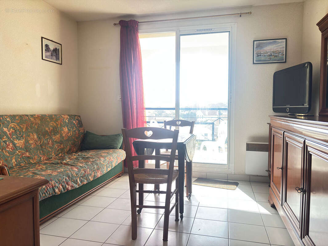 Appartement à VAUX-SUR-MER