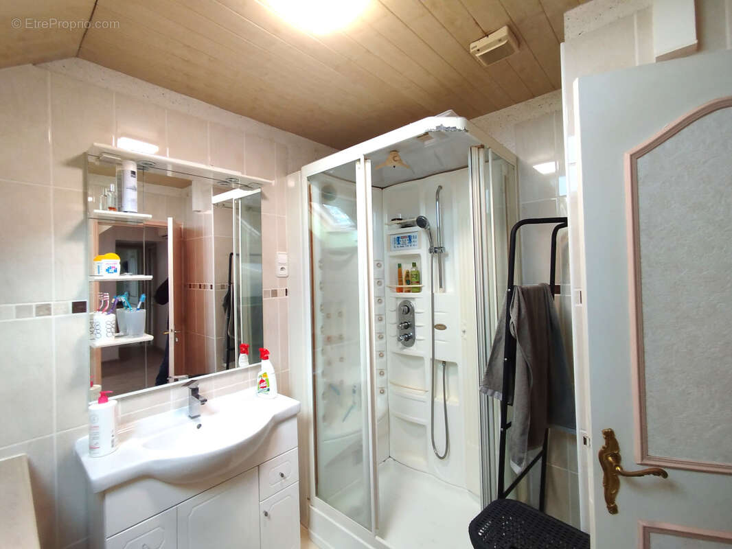 Appartement à FOUGERES