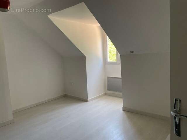 Maison à VULAINES-SUR-SEINE