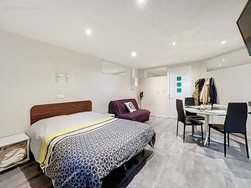 Appartement à AIX-LES-BAINS