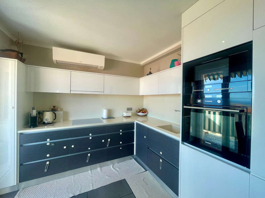 Appartement à BEAUSOLEIL