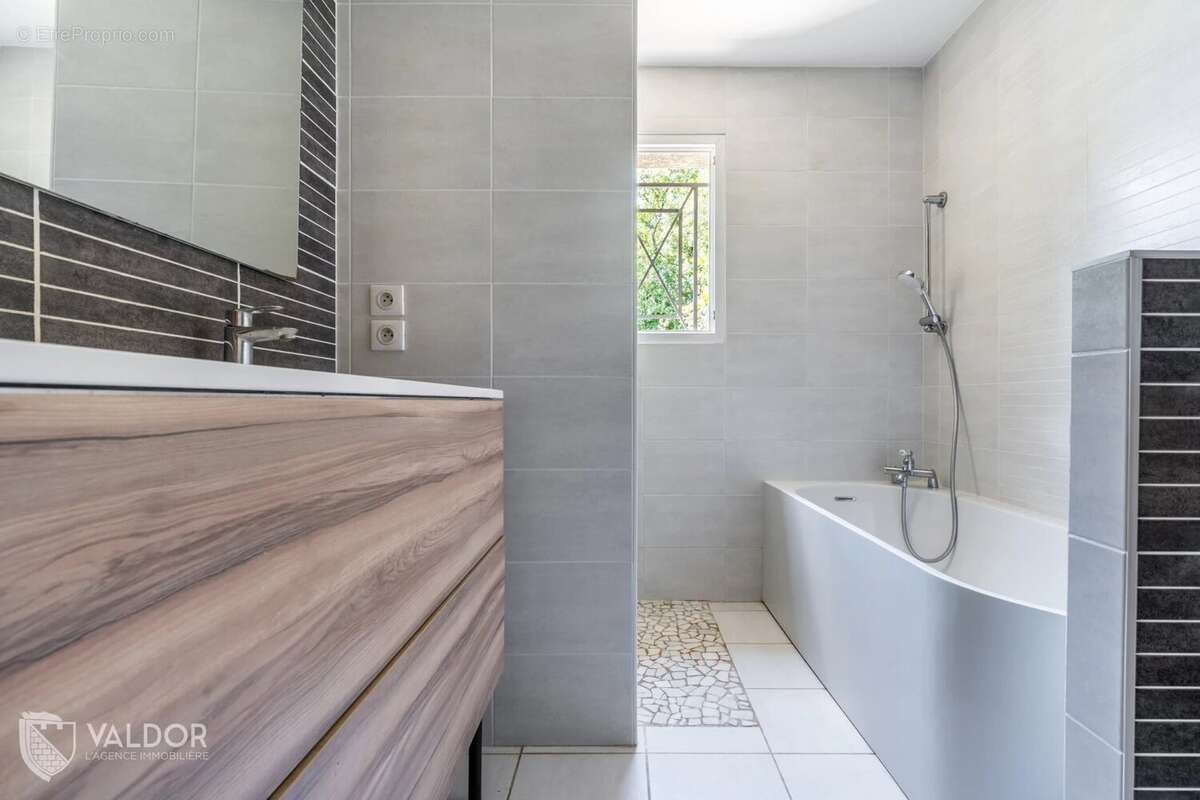 Maison t5 145m2 vue imprenable - photo 9