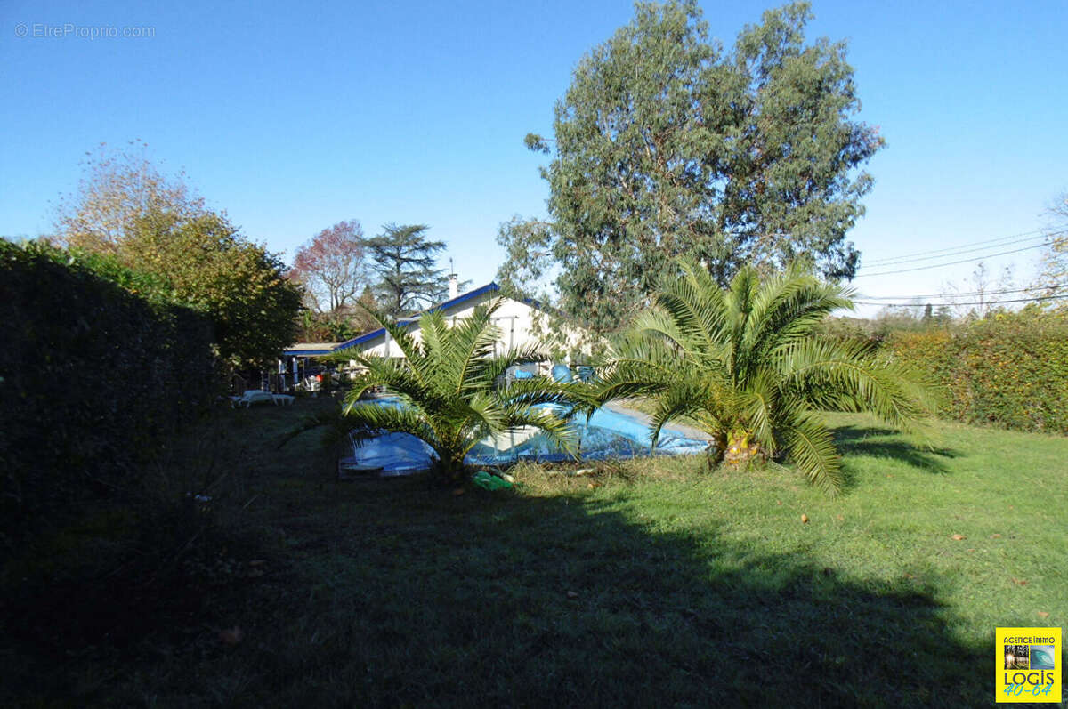 Maison à PORT-DE-LANNE