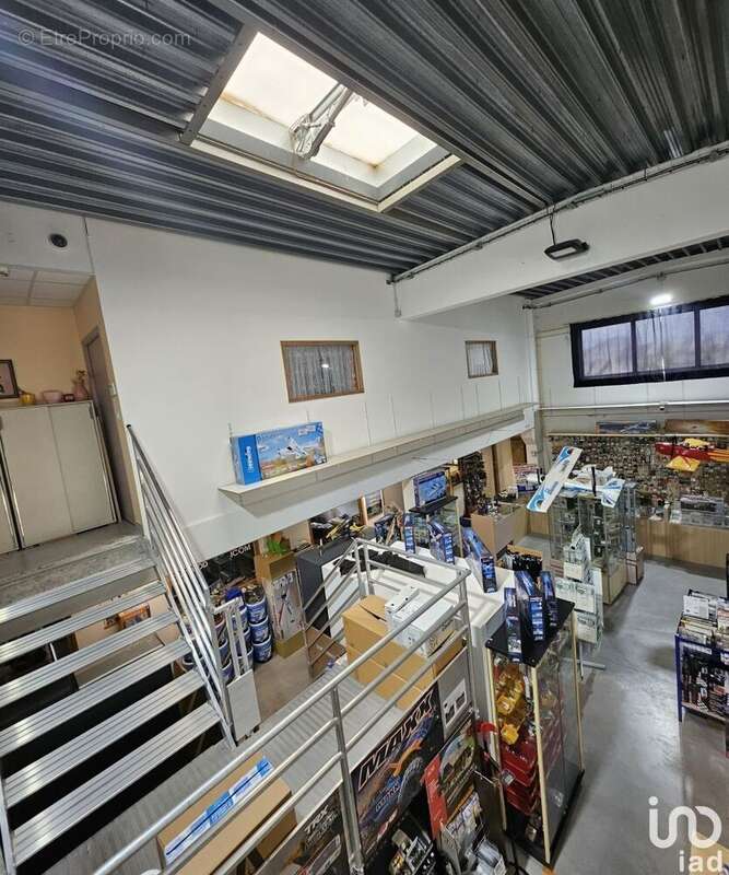 Photo 8 - Commerce à ESLETTES