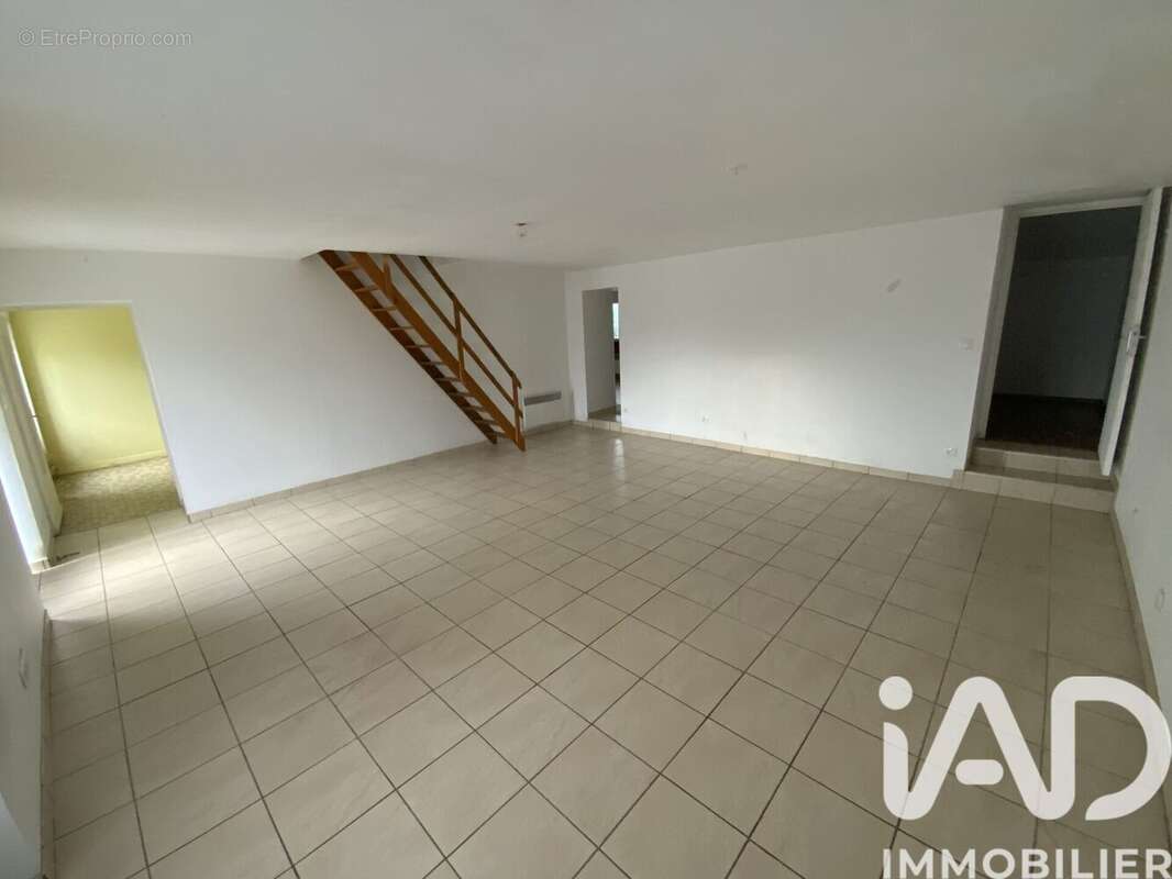 Photo 7 - Maison à COMBREE