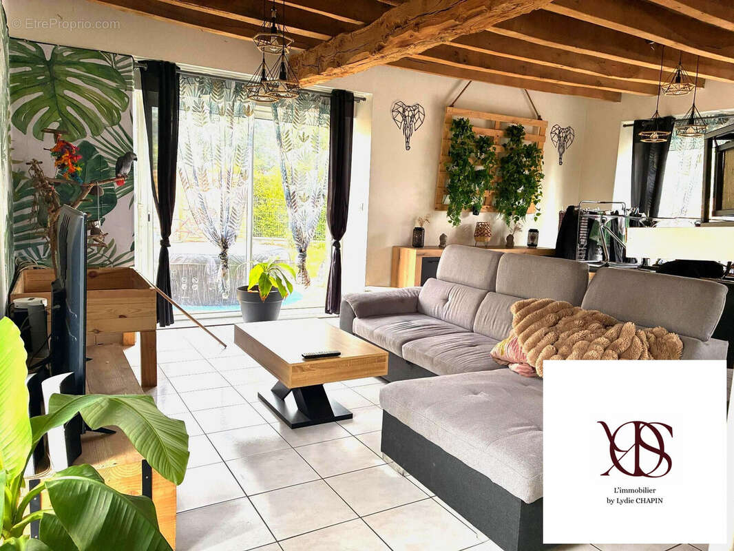 Maison 96 m² à Saint-Aubin-D'aubigne  - photo 3