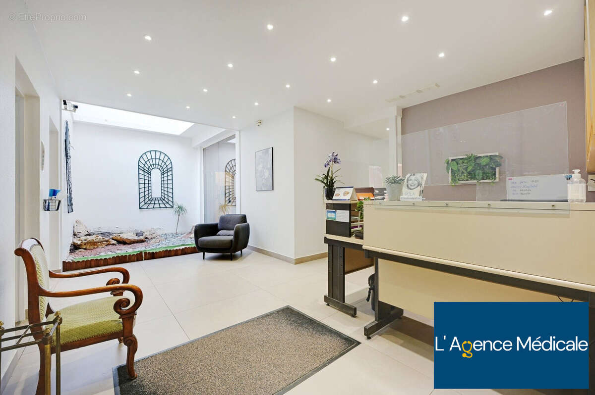 Commerce à PARIS-15E