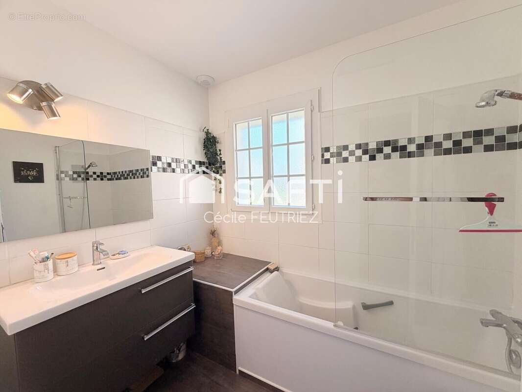 Photo 8 - Appartement à BRIVE-LA-GAILLARDE