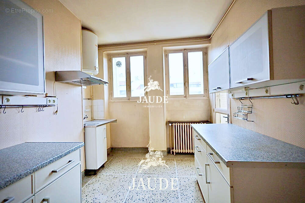 Appartement à CHAMALIERES