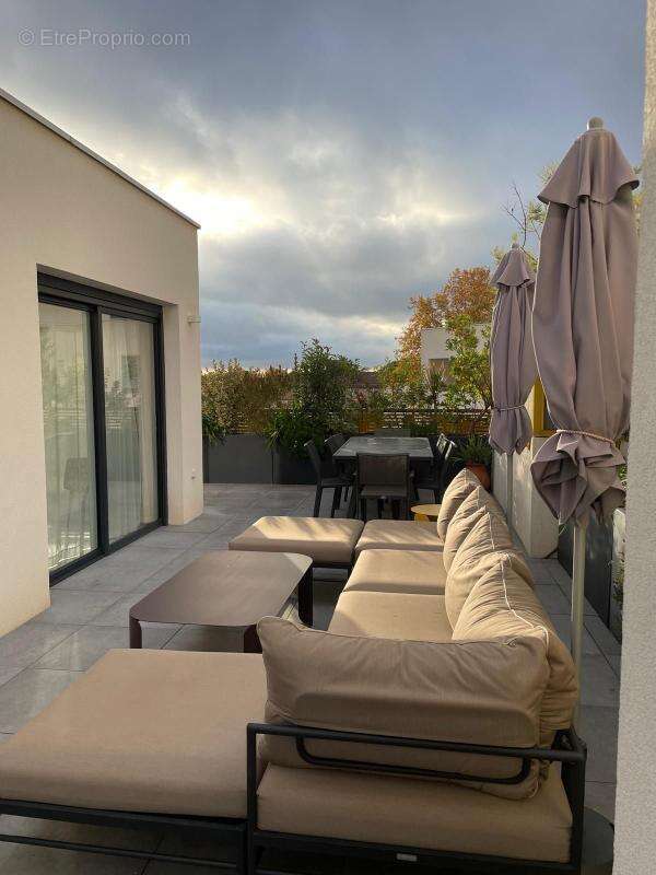 Appartement à MAUGUIO