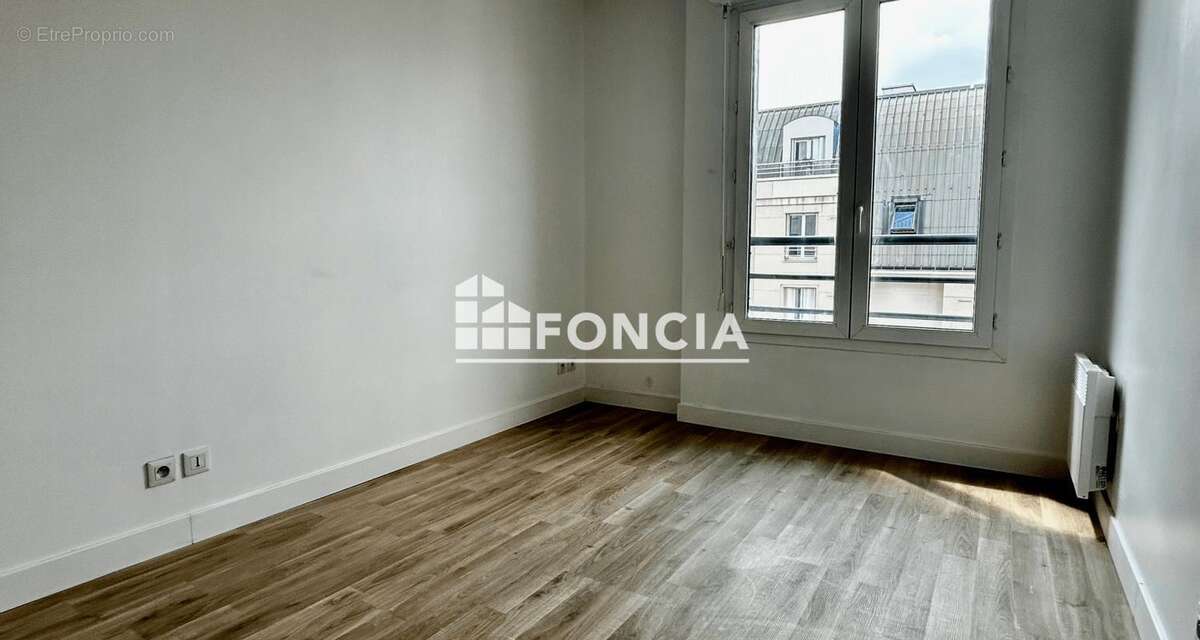 Appartement à COLOMBES