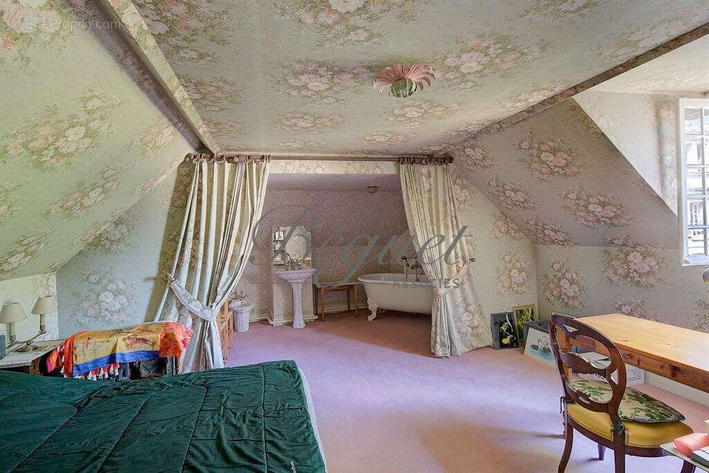 Maison à JOUE-LES-TOURS