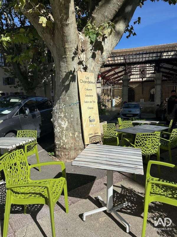 Photo 2 - Commerce à CAVAILLON