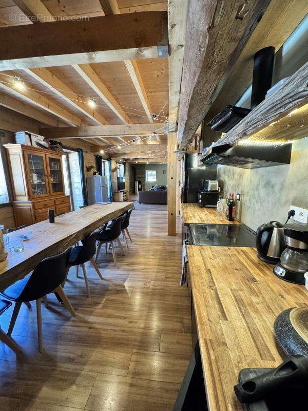 Appartement à TANINGES