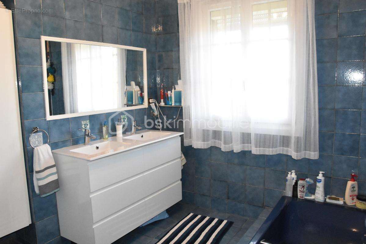 Maison à RIS-ORANGIS