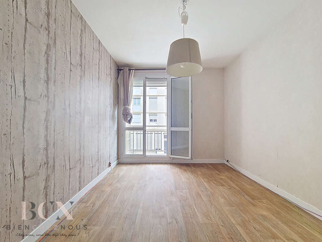 Appartement à MONTSOULT