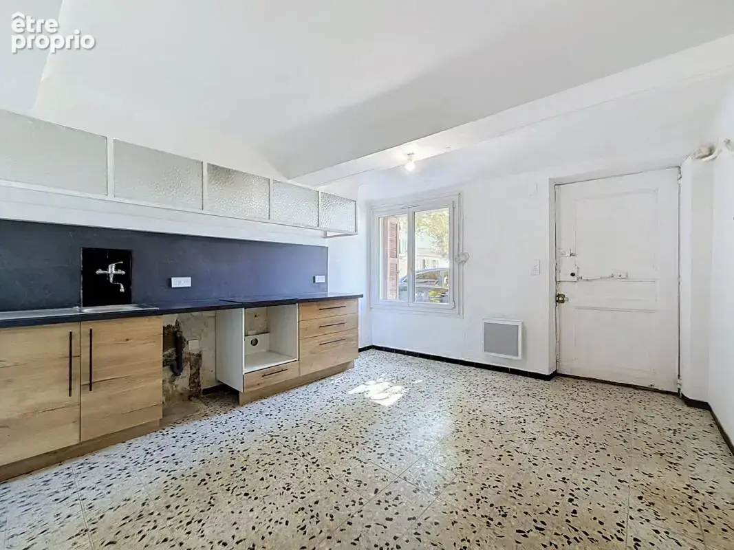 MONTAUROUX _Maison de village de 105 m²  6 pièces dont 5 chambres - photo 7