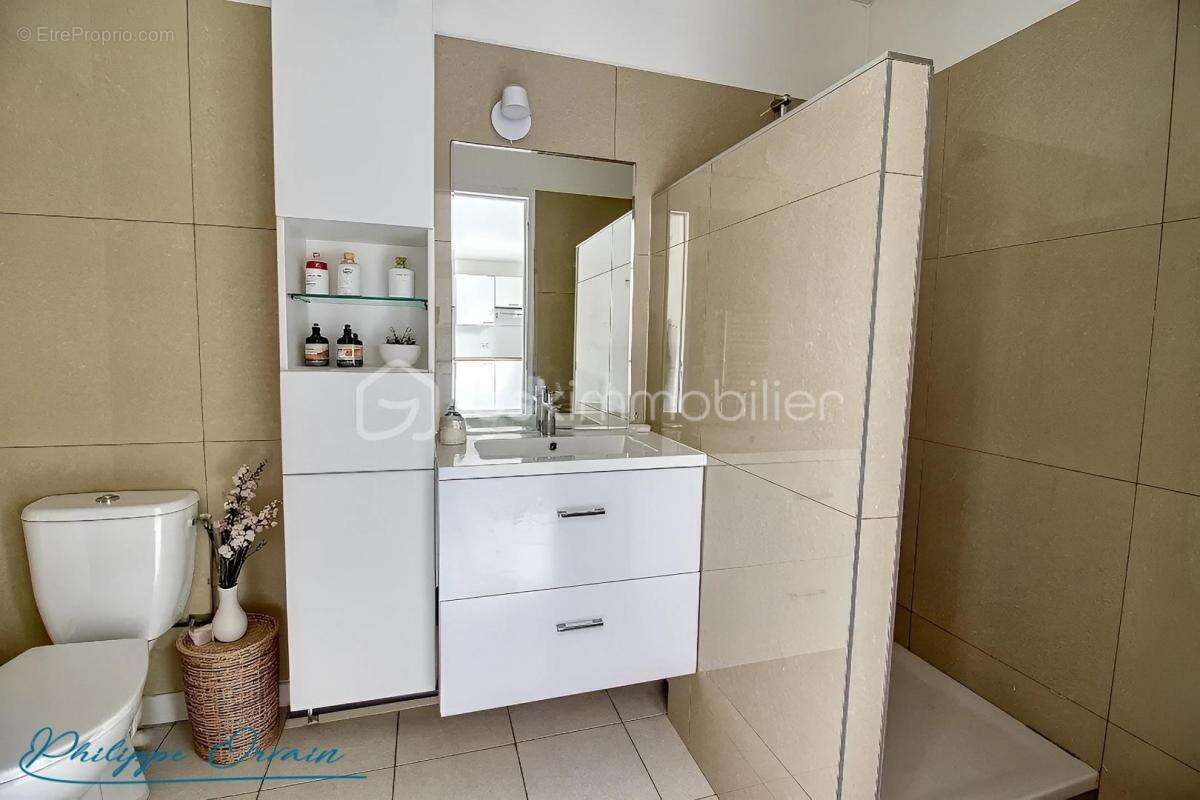 Appartement à LE PLESSIS-BELLEVILLE