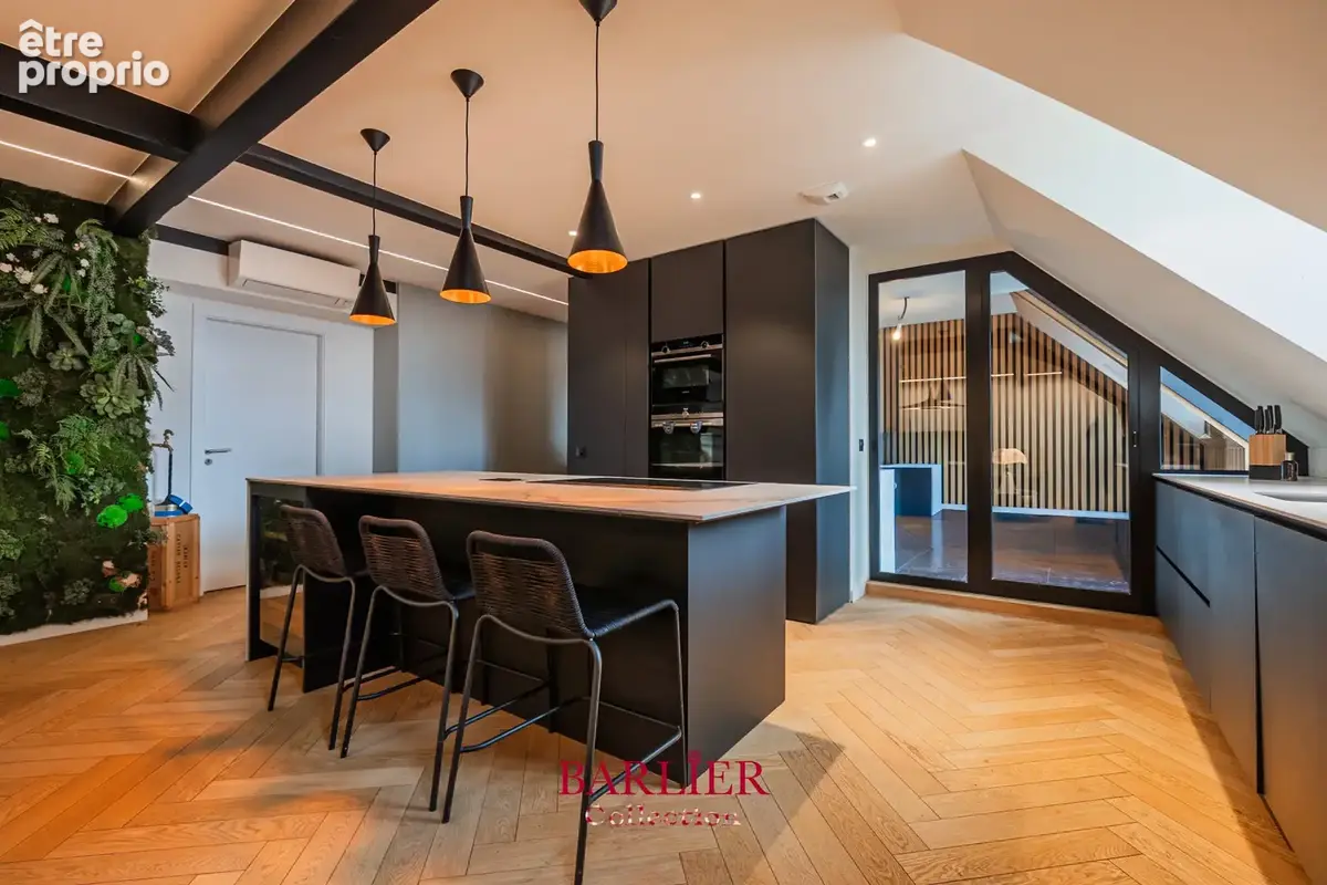Strasbourg Avenue des Vosges - Superbe appartement de 208,32m2 avec cave et balcon - photo 12