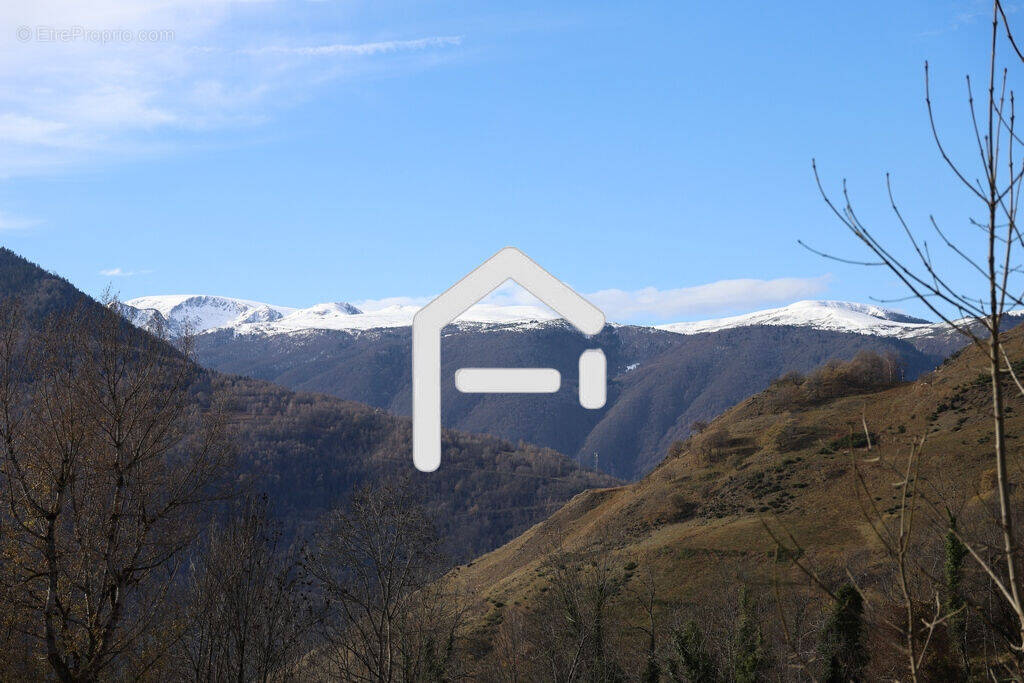 Maison à LES CABANNES