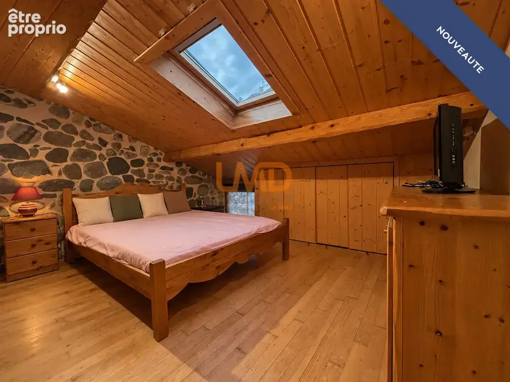 Vals-les-Bains – Maison en pierre meublée, 41m2, commerces à pie - photo 6
