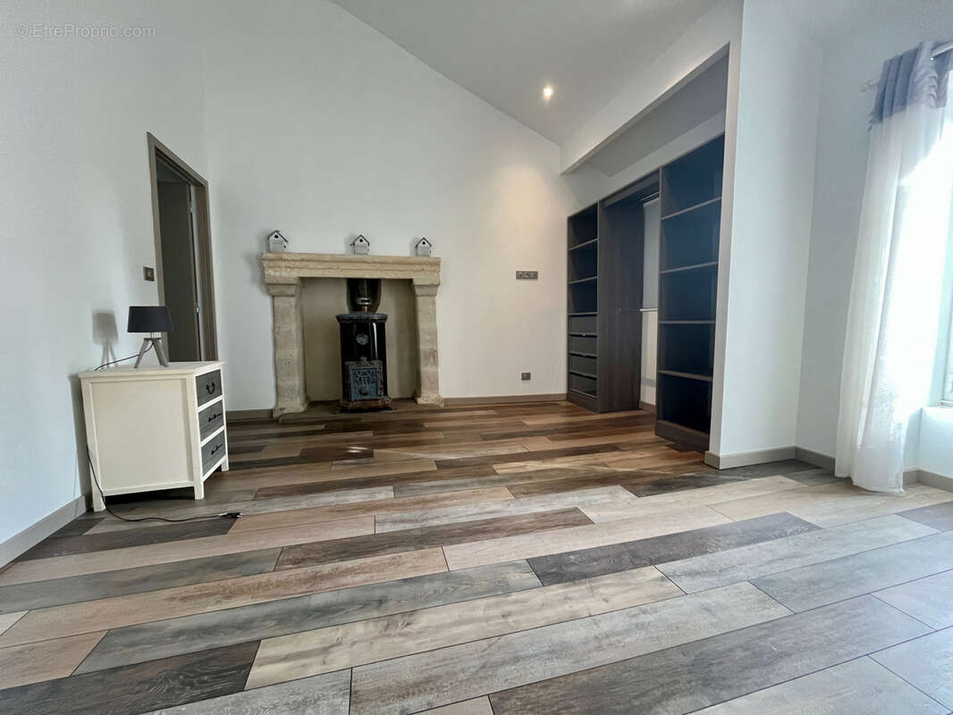 Maison à COULOUNIEIX-CHAMIERS