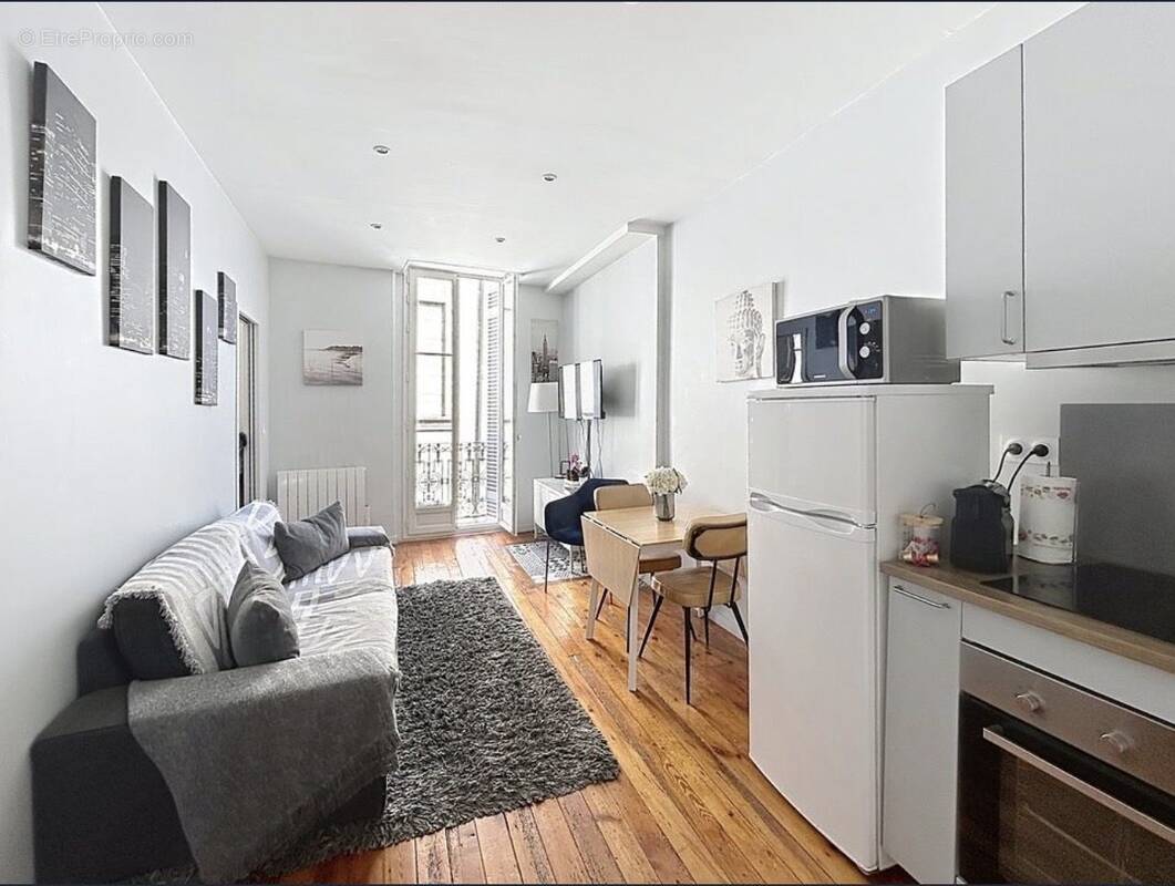 Appartement à BORDEAUX