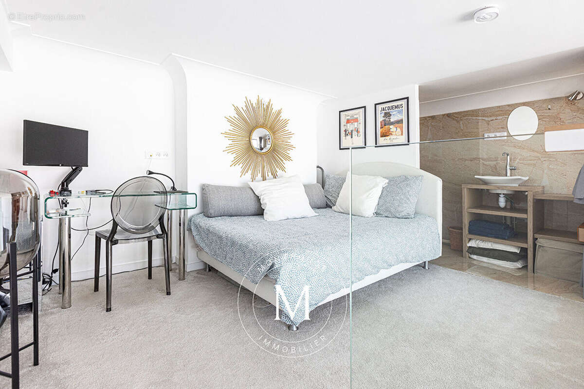 Appartement à MONTROUGE