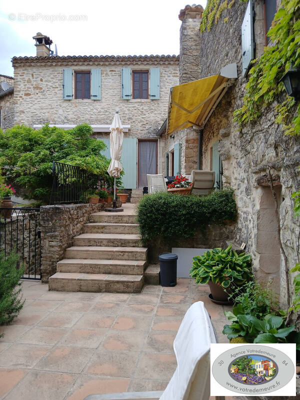 Maison à GOUDARGUES