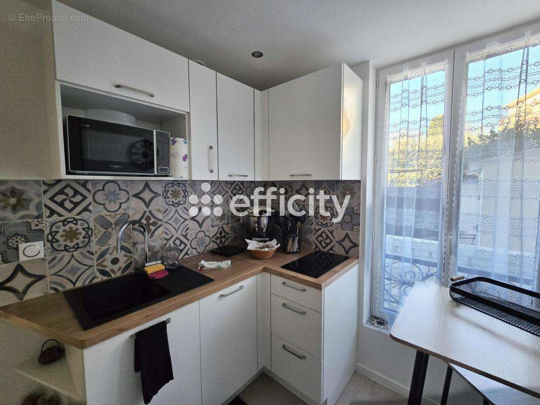 Appartement à LE CANNET