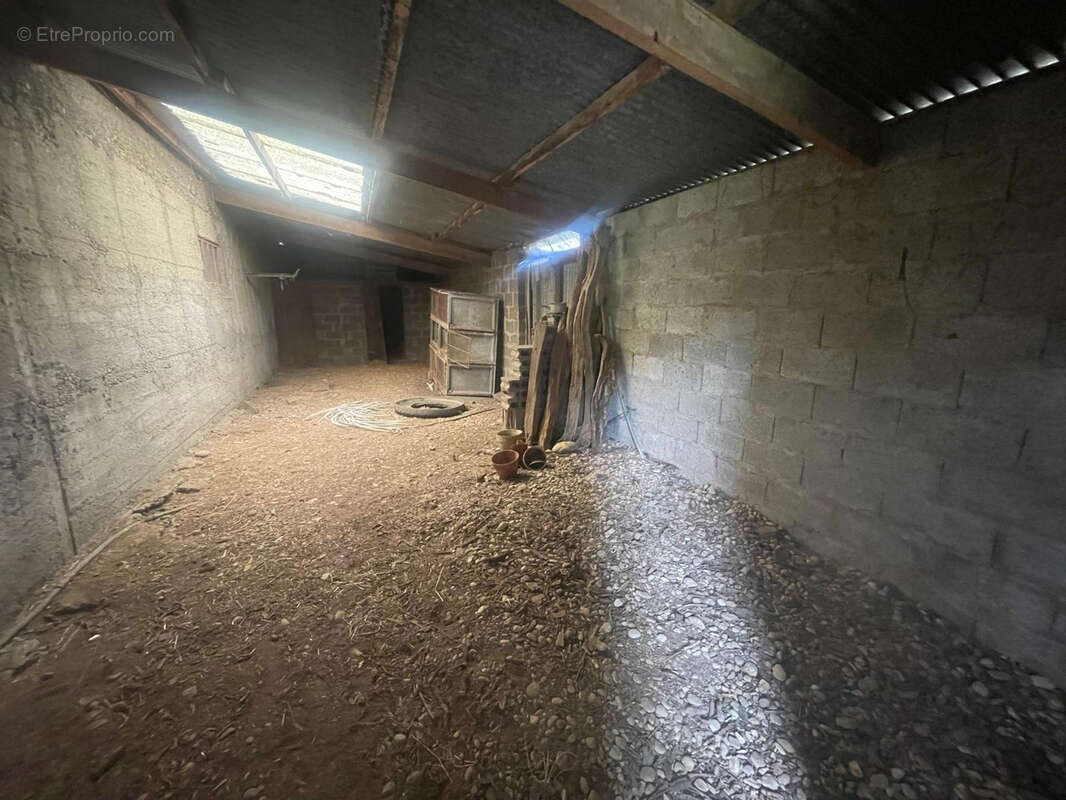 Terrain à SAINT-RAMBERT-D'ALBON