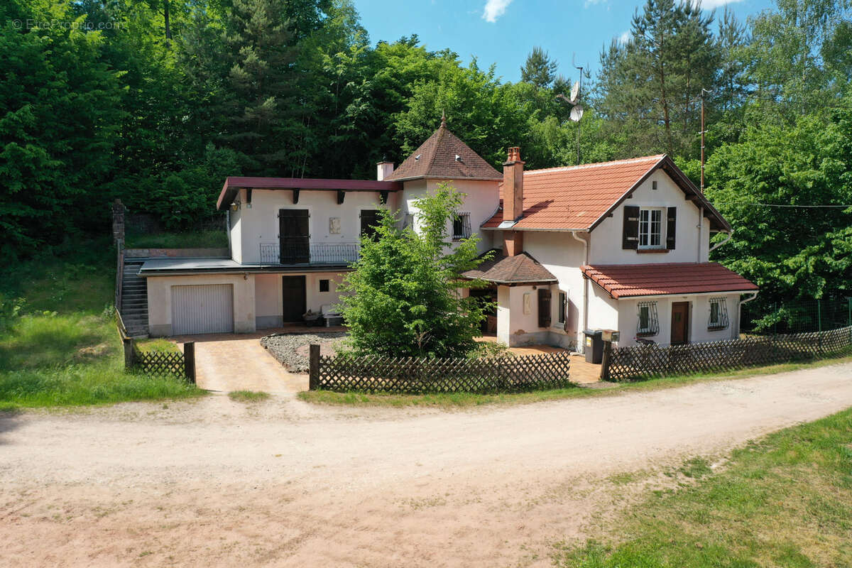 Maison à BAERENTHAL