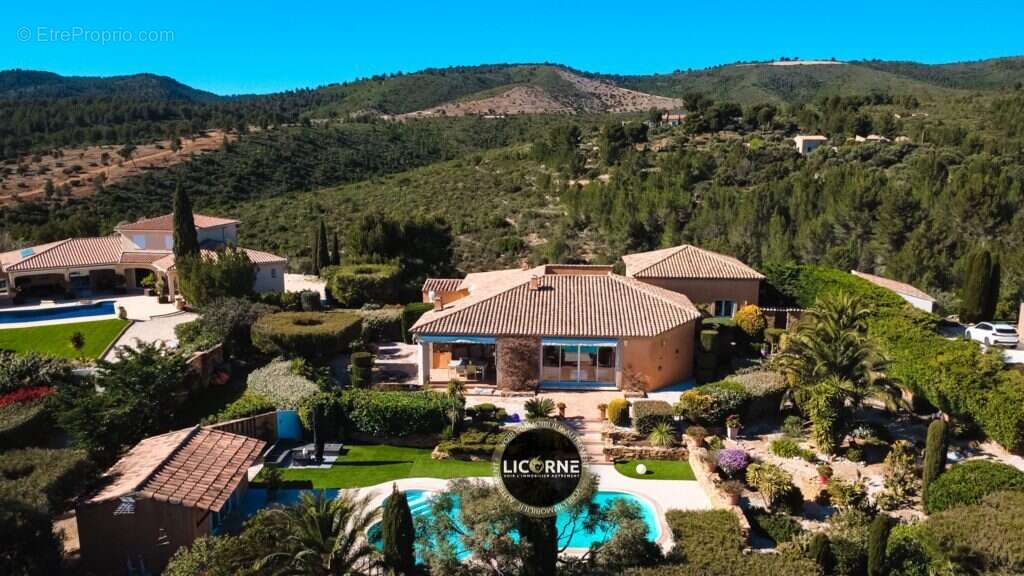 Maison à LA CADIERE-D'AZUR